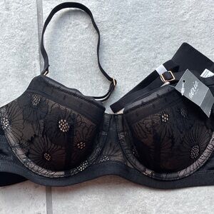 Aerie Black Floral Lace Bra